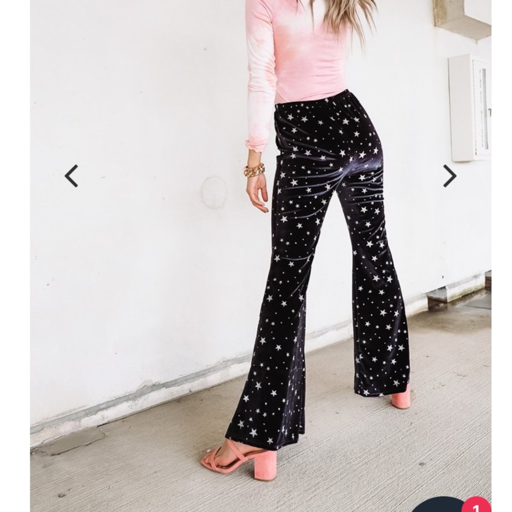 NWOT Elastic Flair Velvet Pants